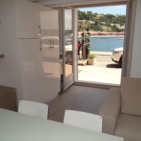 Les Pieds Dans La Mer Best Place Villefranche-sur-Mer Exterior photo